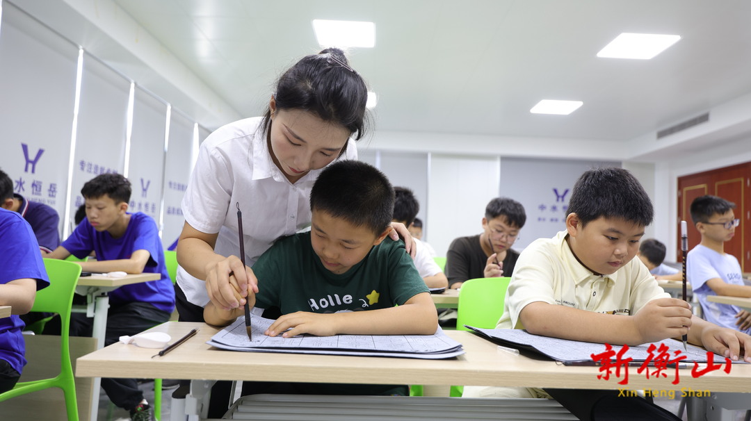衡山：企业开设暑期托管班 化解职工“带娃”难题