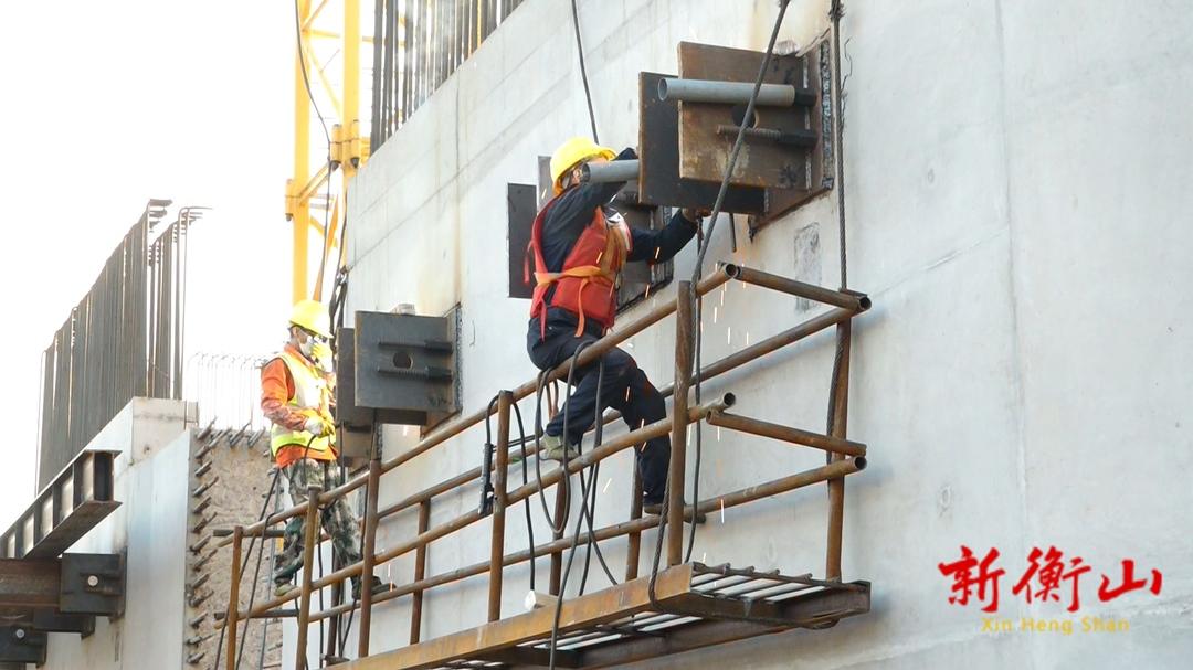 a8ee0f191e6027407b5fe64d74ca77cdc6703d021667355670472