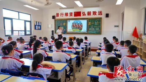 景贤小学:开学第一课 奥运精神传递课堂
