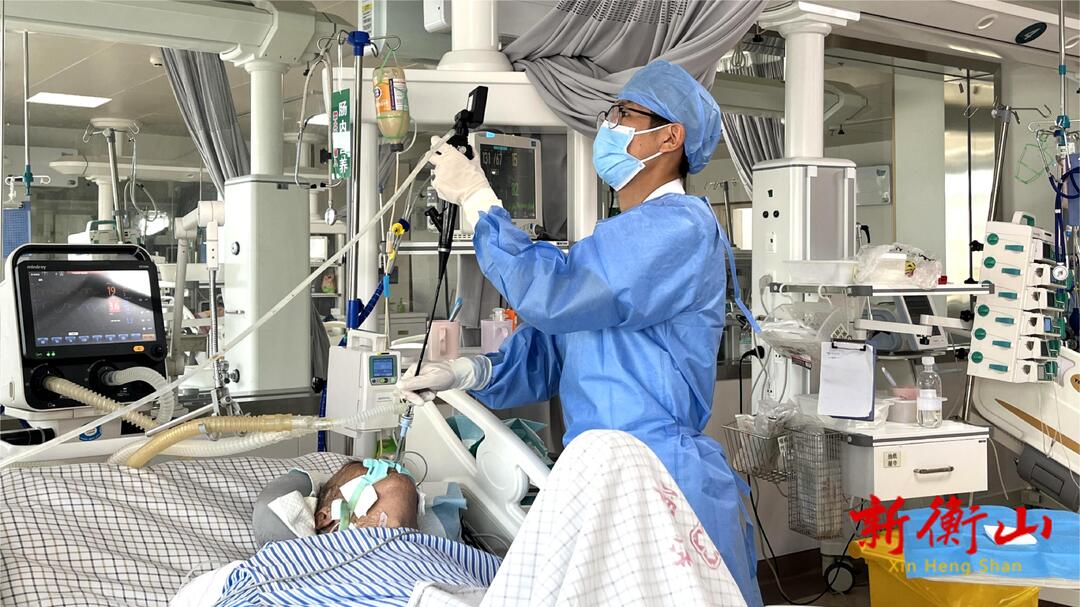 【致敬医者】夏龙江:在ICU病房里坚守生命“最后一道防线”-衡山县人民政府门户网站