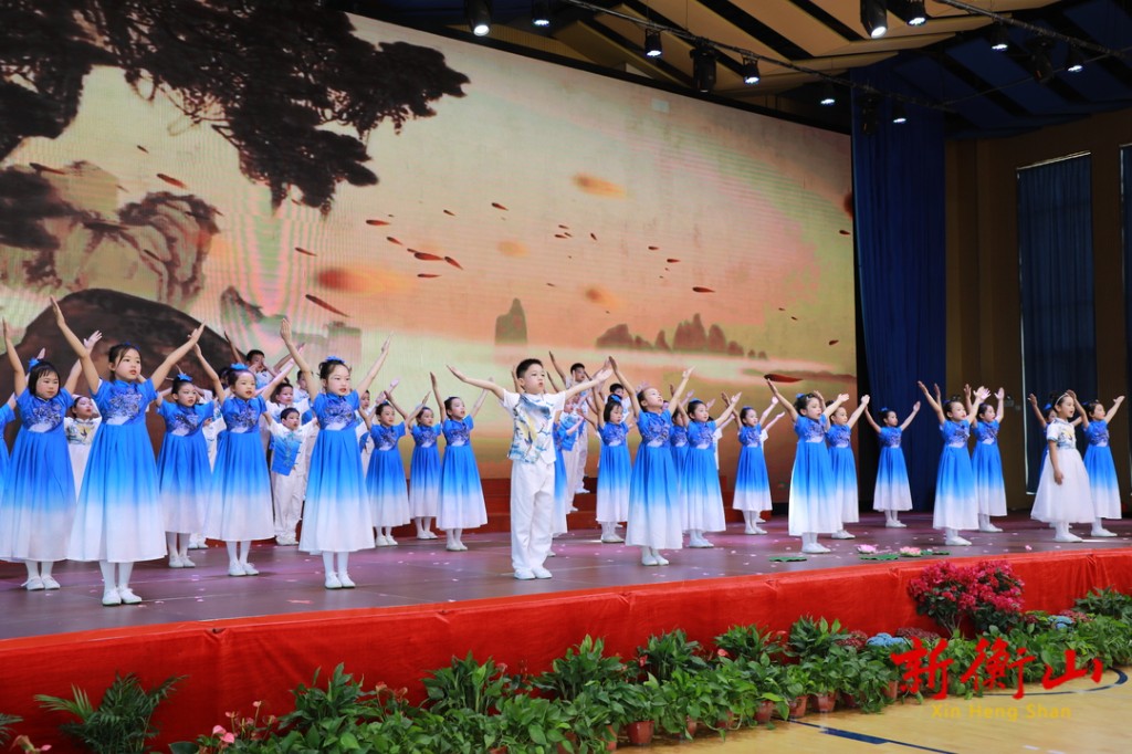 县城北小学:举办诗词大会 共建书香校园